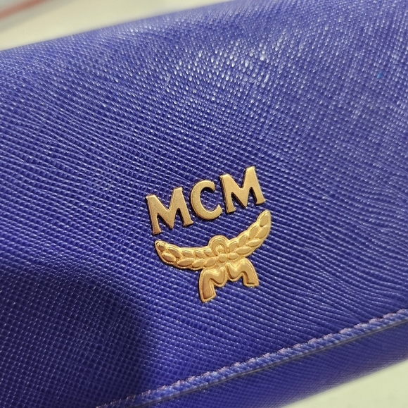 🔹️ MCM🔹️ LONG Saffiano Leather purple TRIFLOD WALLET (FULL INCLUSION ) ✨️💜 - Picture 4 of 13